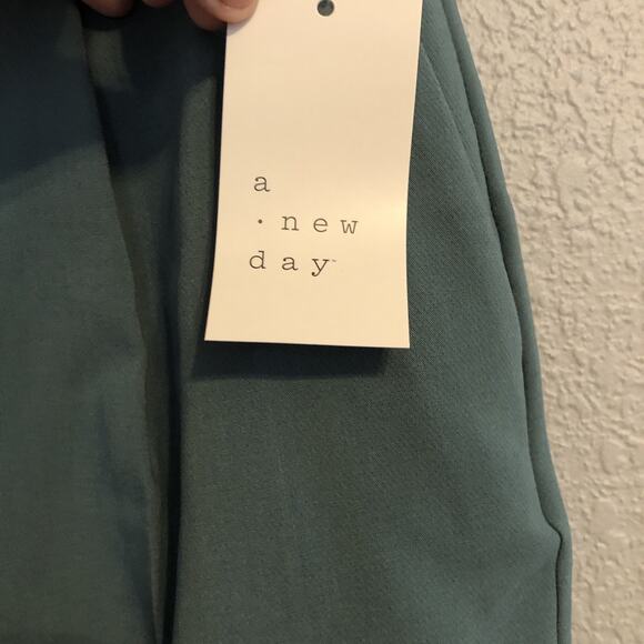 A New Day Smoked Turquoise Tapered Leg High Rise Slim Pants 2R Pockets Trousers - Picture 3 of 10